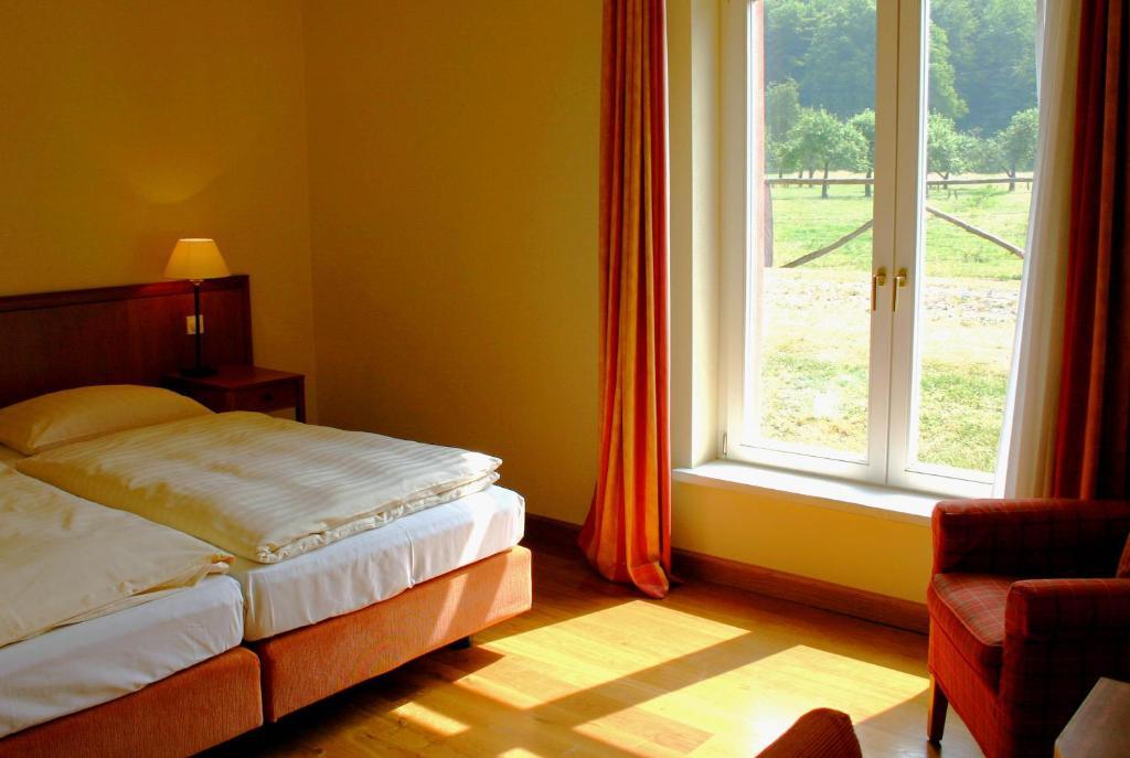 Malteser Kommende Engelskirchen Zimmer foto